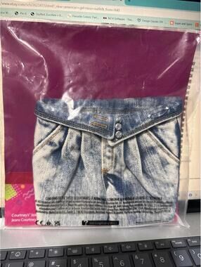 American Girl Doll Courtney's Denim Jeans NEW! in package A943